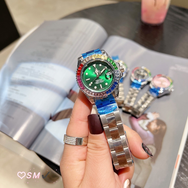 ブランド時計背面デザイン